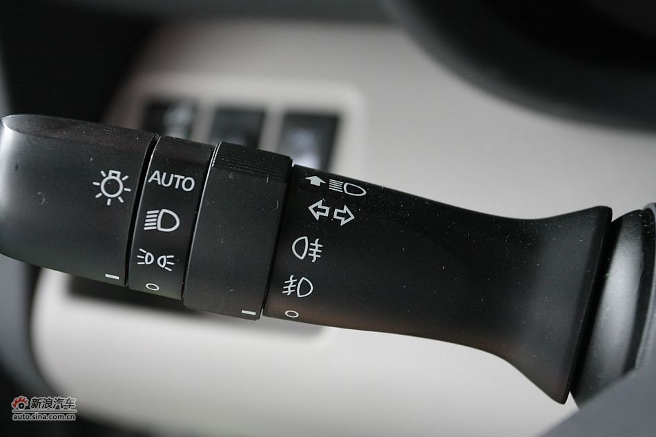 RAV4 2.4自动豪华版