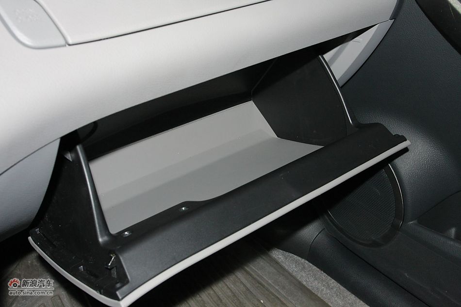 RAV4 2.4自动豪华版