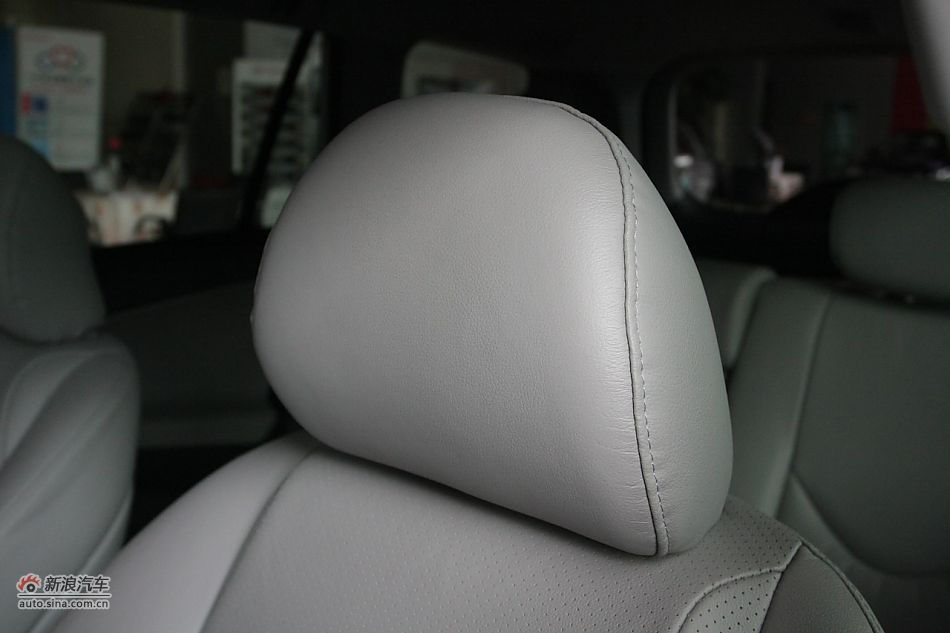 RAV4 2.4自动豪华版