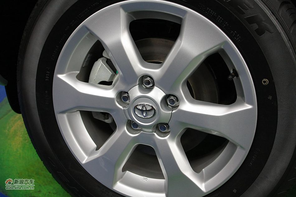 RAV4 2.4自动豪华版