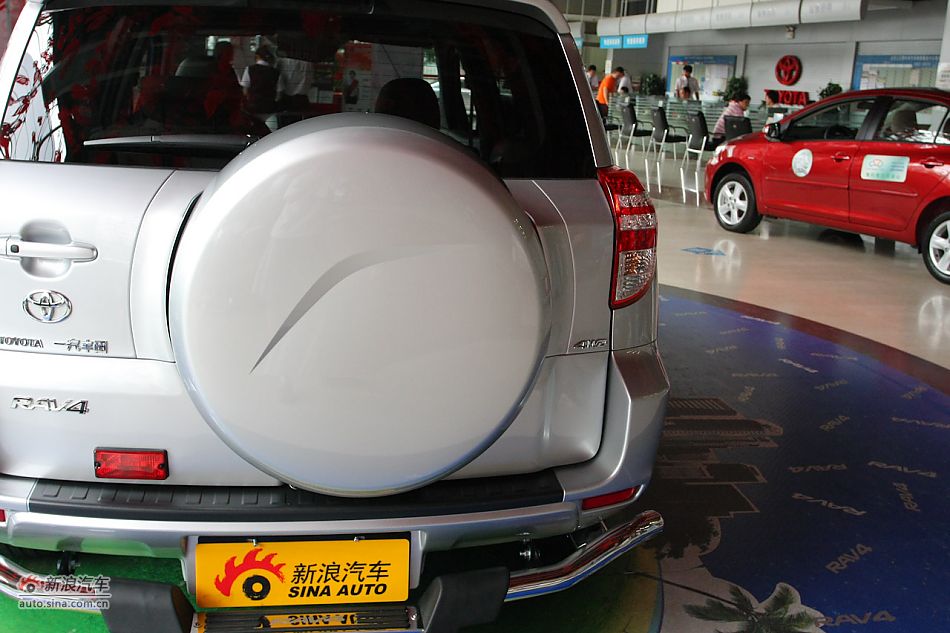 RAV4 2.4自动豪华版