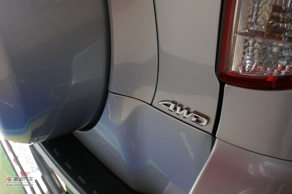 RAV4 2.4自动豪华版