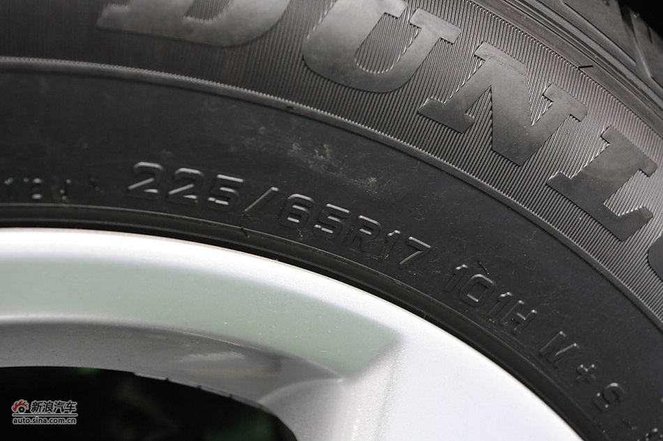 RAV4 2.4自动豪华版