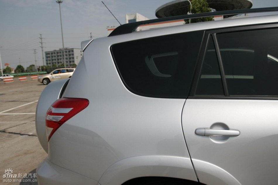 RAV4外观及细节