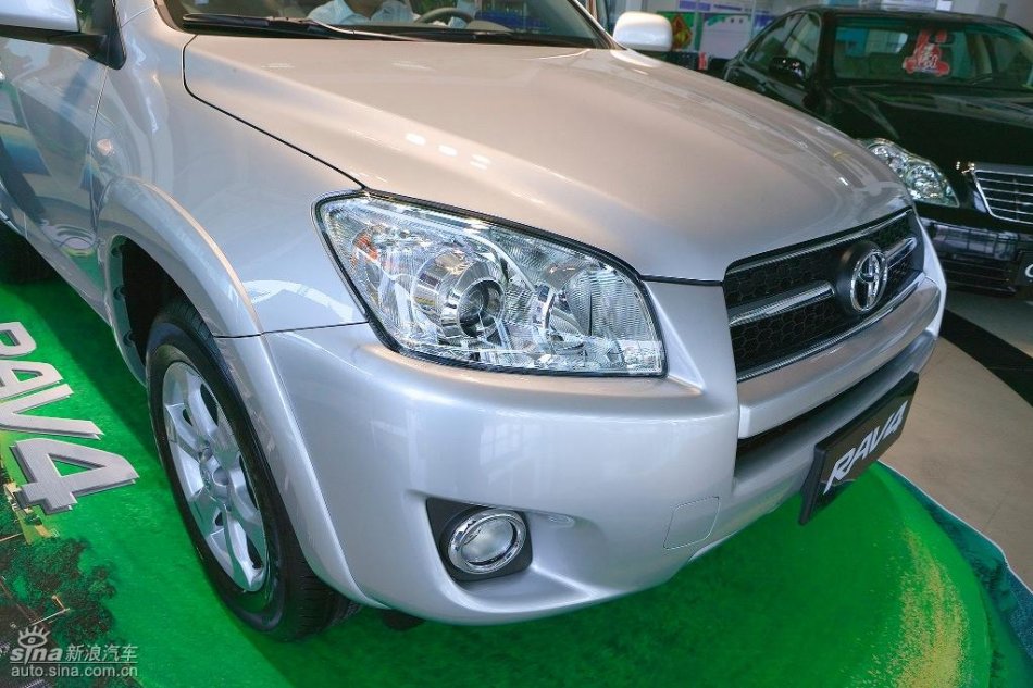 国产丰田RAV4外观实拍