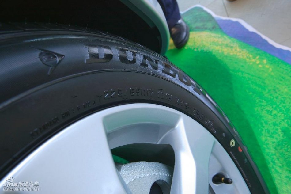 国产丰田RAV4外观实拍