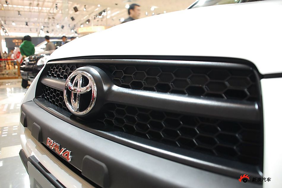 一汽丰田RAV4