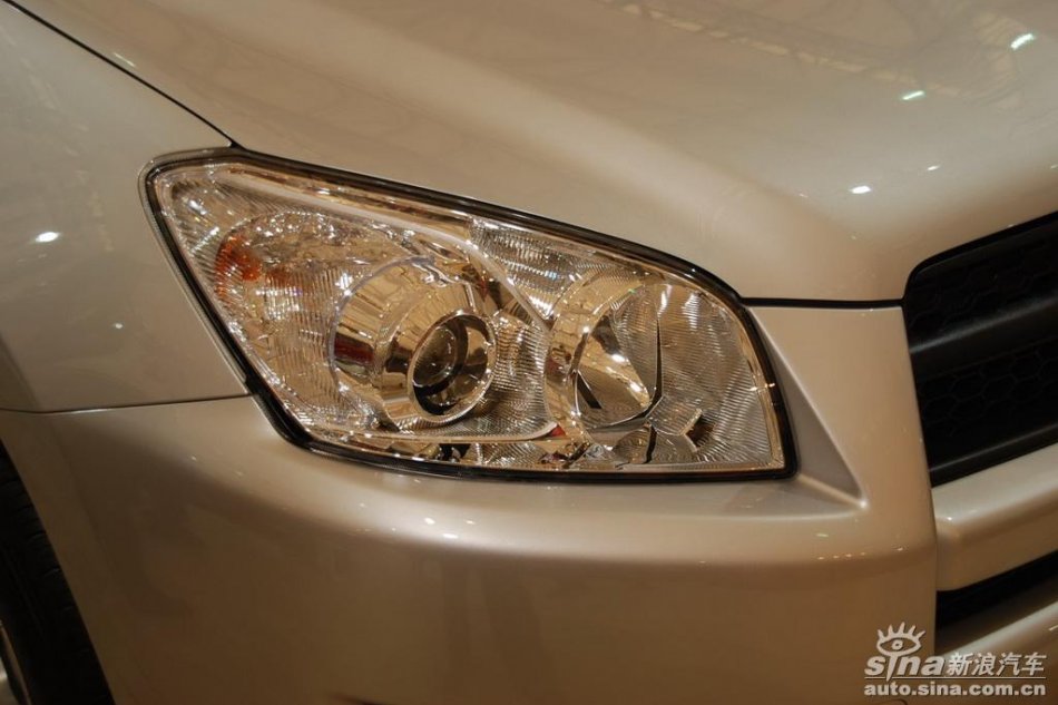 天津一汽丰田RAV4