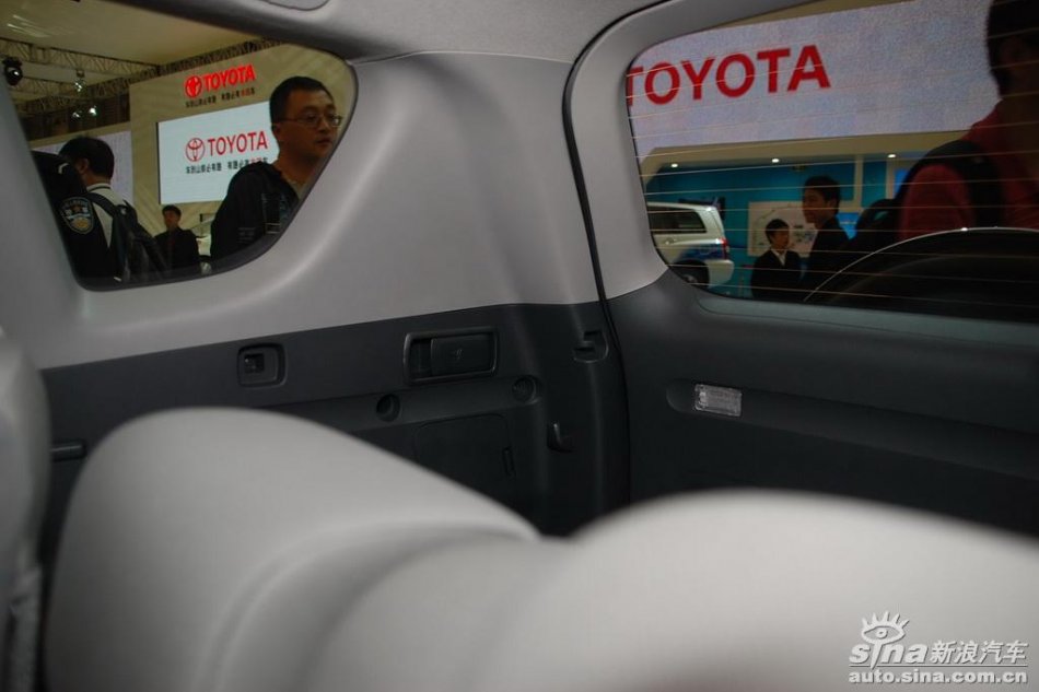 天津一汽丰田RAV4