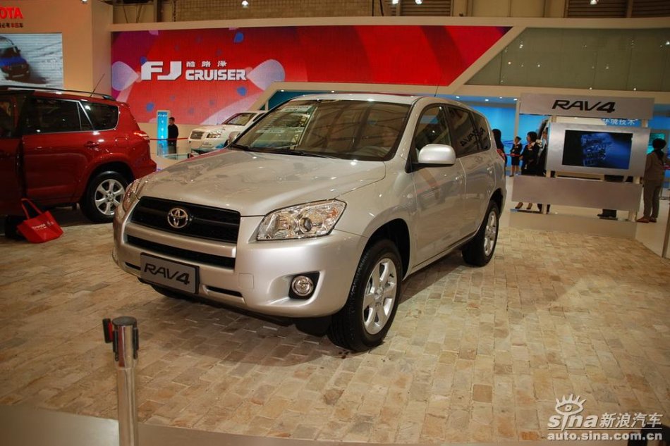 天津一汽丰田RAV4