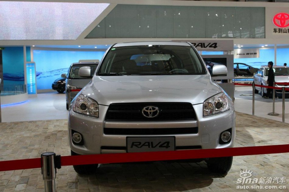 一汽丰田RAV4