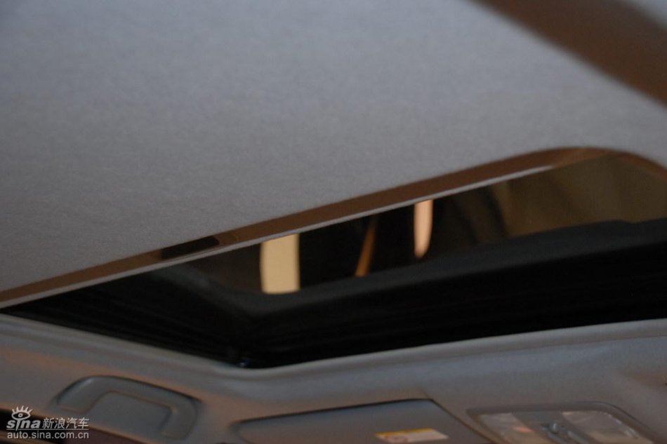 RAV4上市现场内饰实拍图