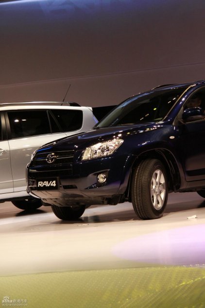 国产丰田RAV4上市现场实拍图