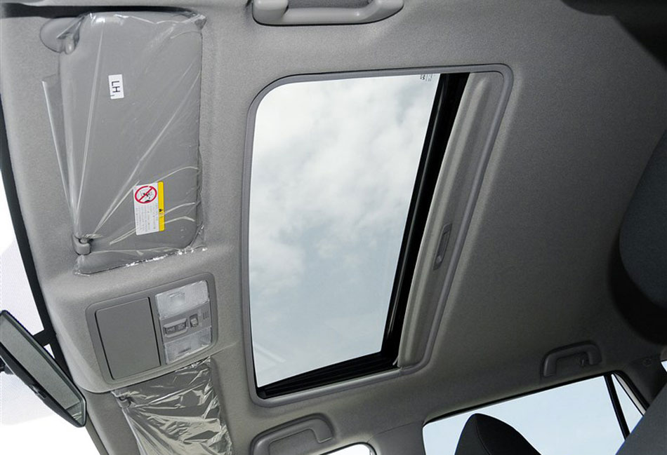 2013款RAV4 2.0L自动精英特装版