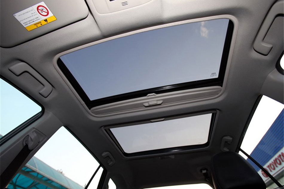 2013款丰田RAV4 2.5L自动豪华版