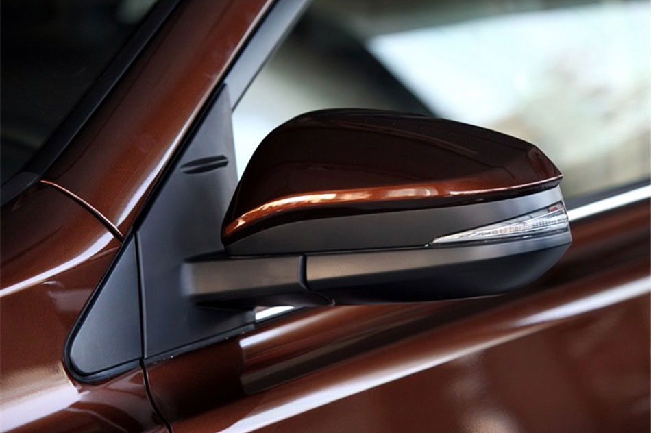 2013款丰田RAV4 2.5L自动豪华版