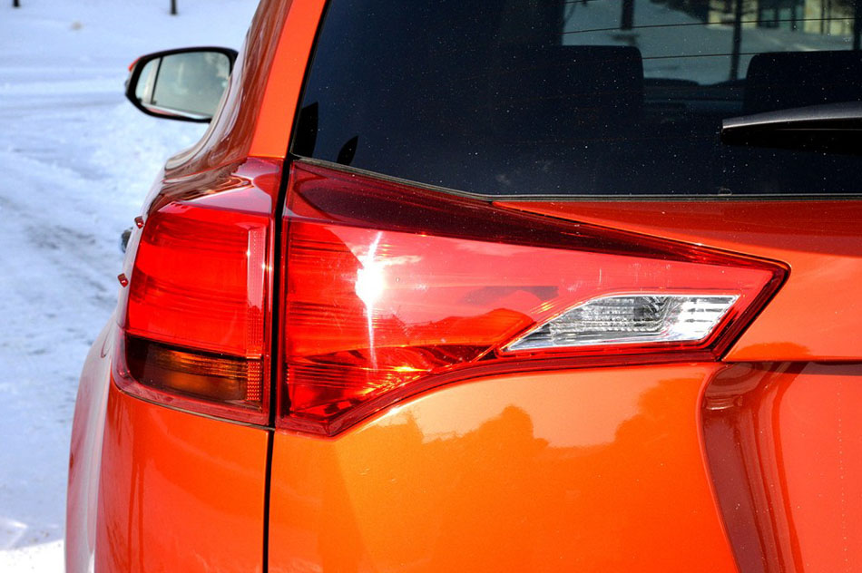 2015款 2.5L 自动四驱尊贵版 细节