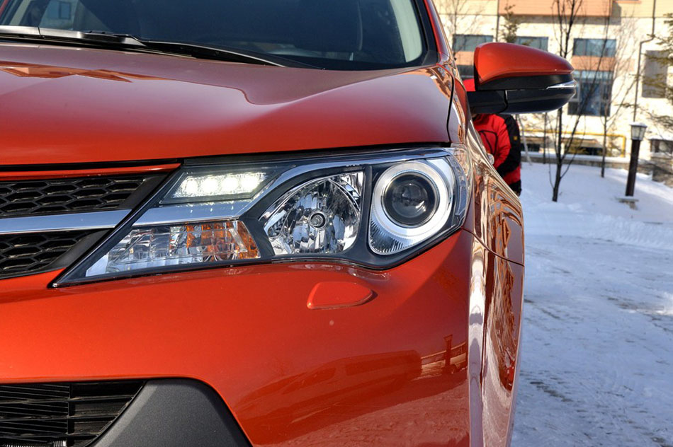 2015款 2.5L 自动四驱尊贵版 细节