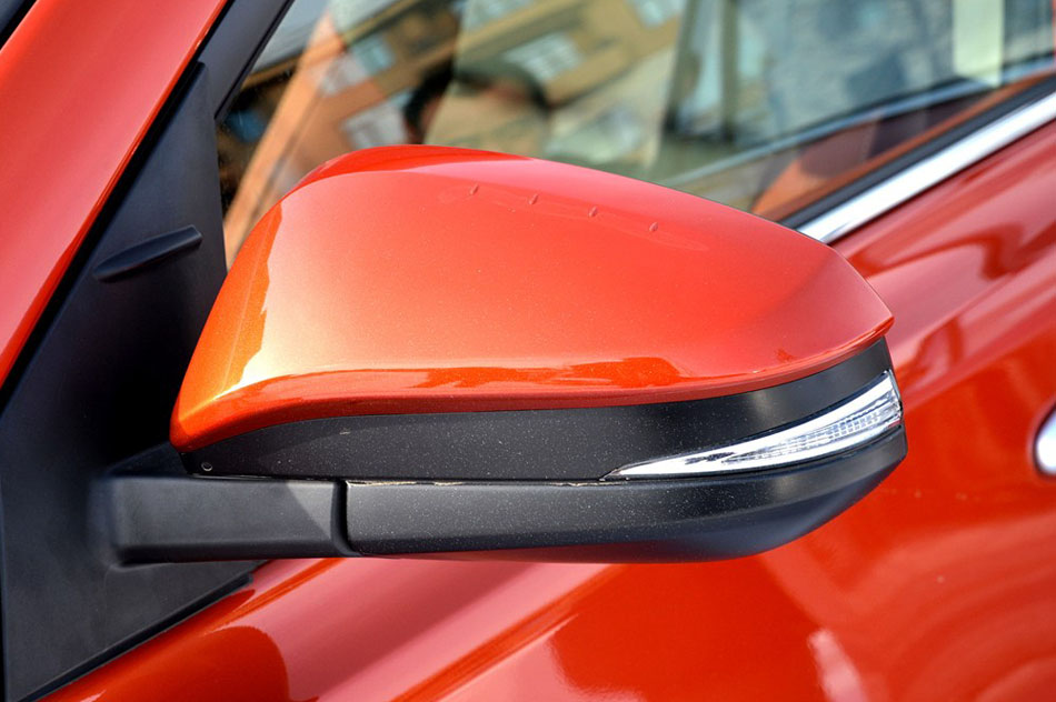 2015款 2.5L 自动四驱尊贵版 细节