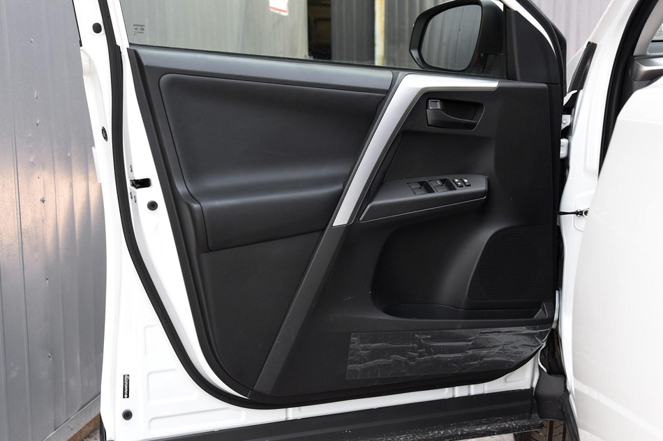 2018款 2.5L 自动四驱精英i版 座椅空间