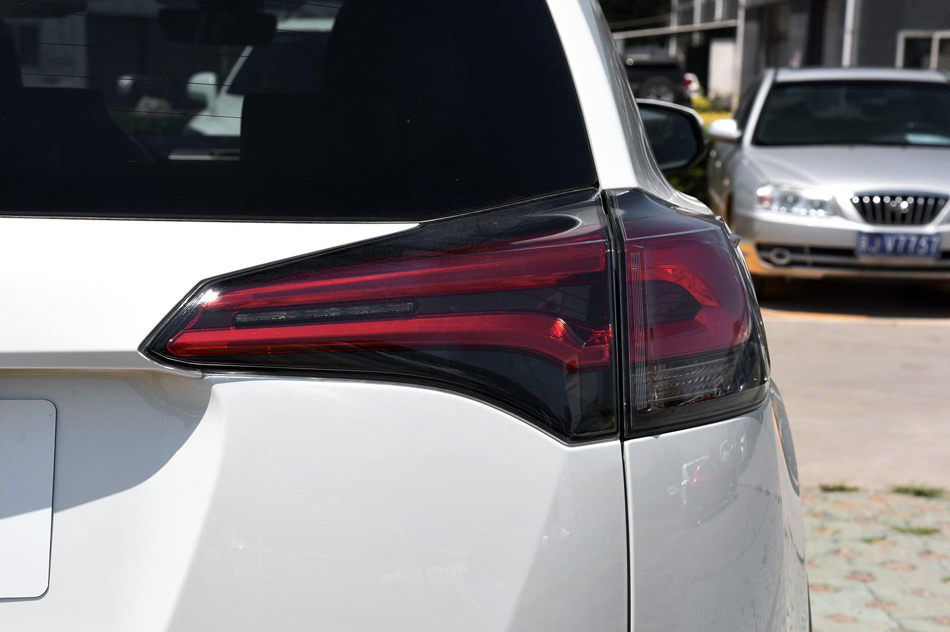 2018款 2.5L 自动四驱精英i版 细节