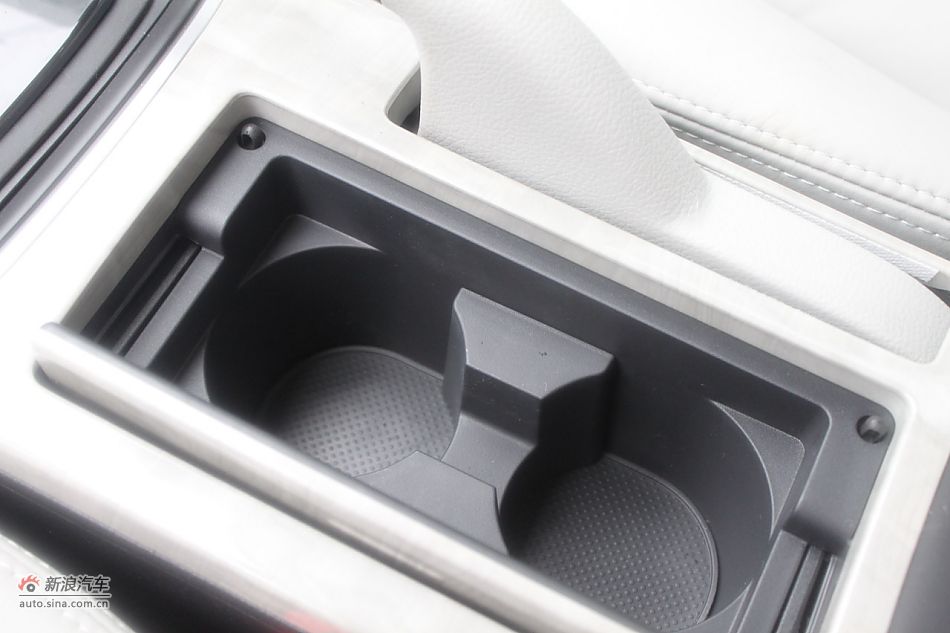 内饰部分及细节