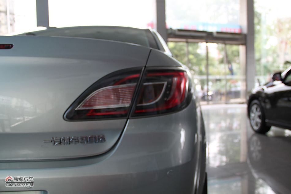 车辆外观及细节