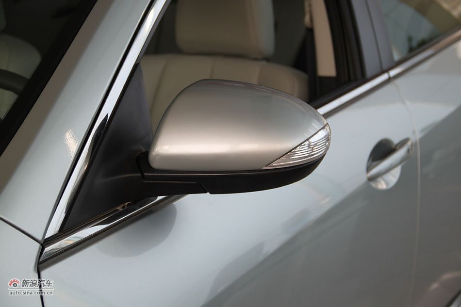 车辆外观及细节