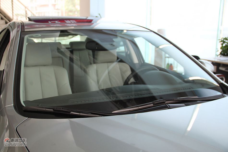 车辆外观及细节