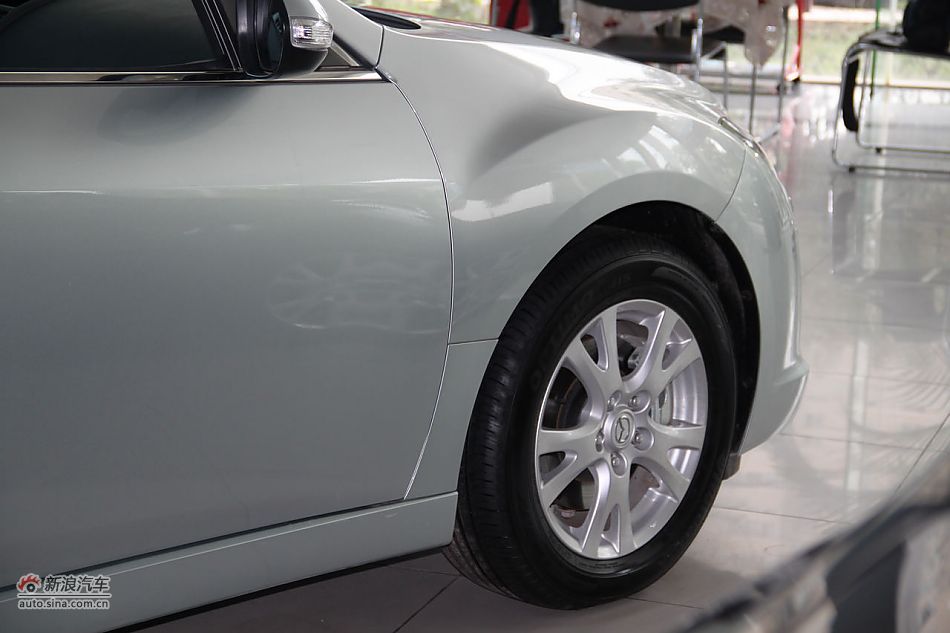 车辆外观及细节