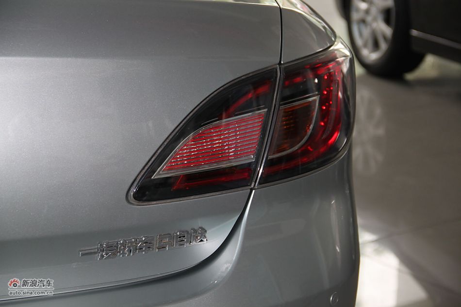 车辆外观及细节