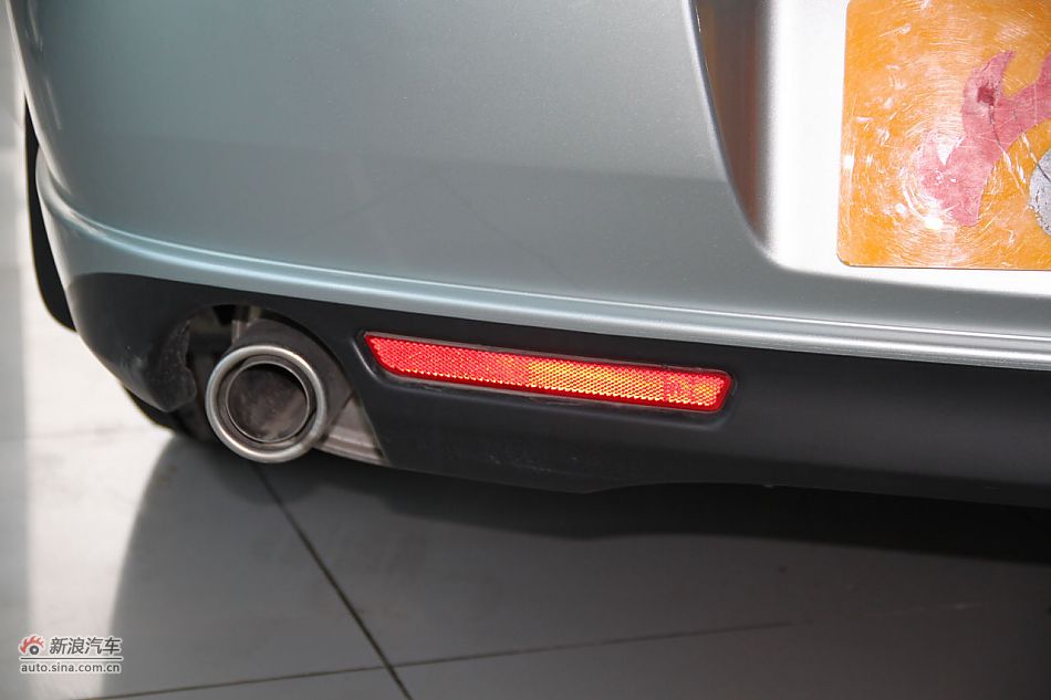 车辆外观及细节