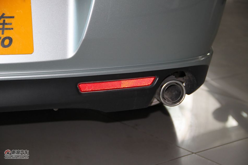 车辆外观及细节