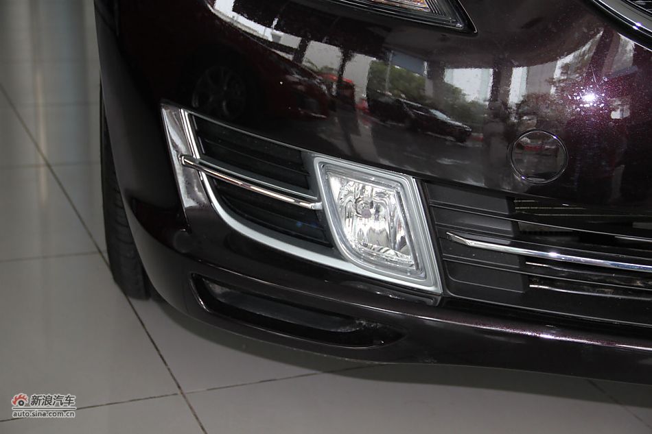 车辆外观及细节