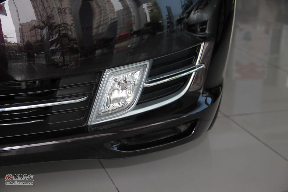 车辆外观及细节