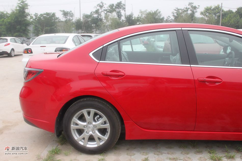 车辆外观及细节