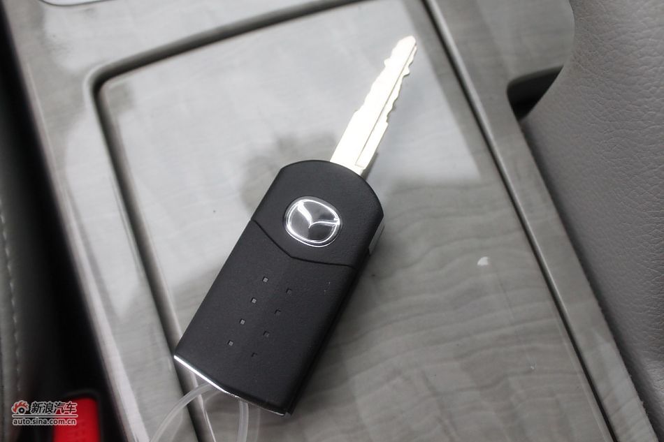 发动机、底盘悬挂及后备箱