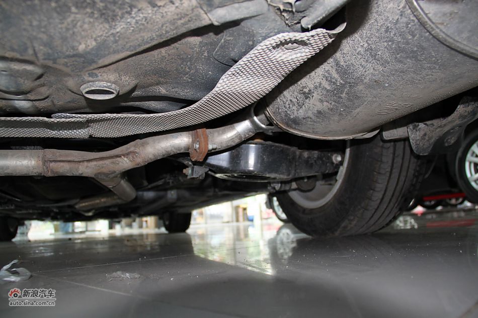 发动机、底盘悬挂及后备箱