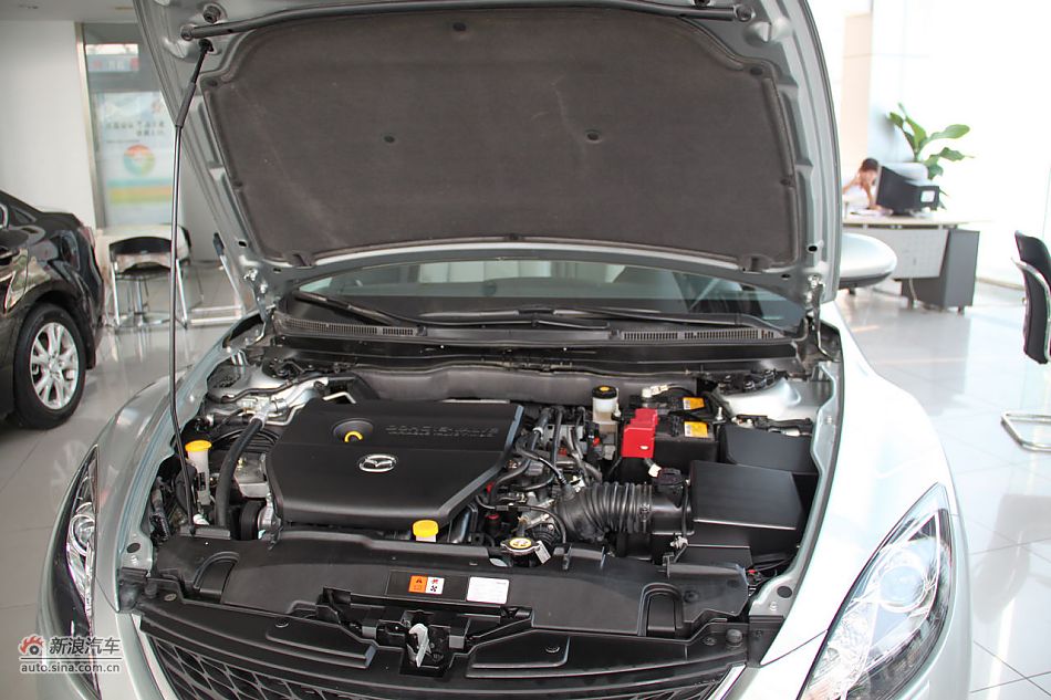 发动机、底盘悬挂及后备箱