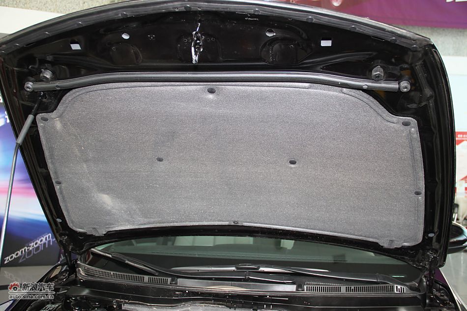 发动机、底盘悬挂及后备箱