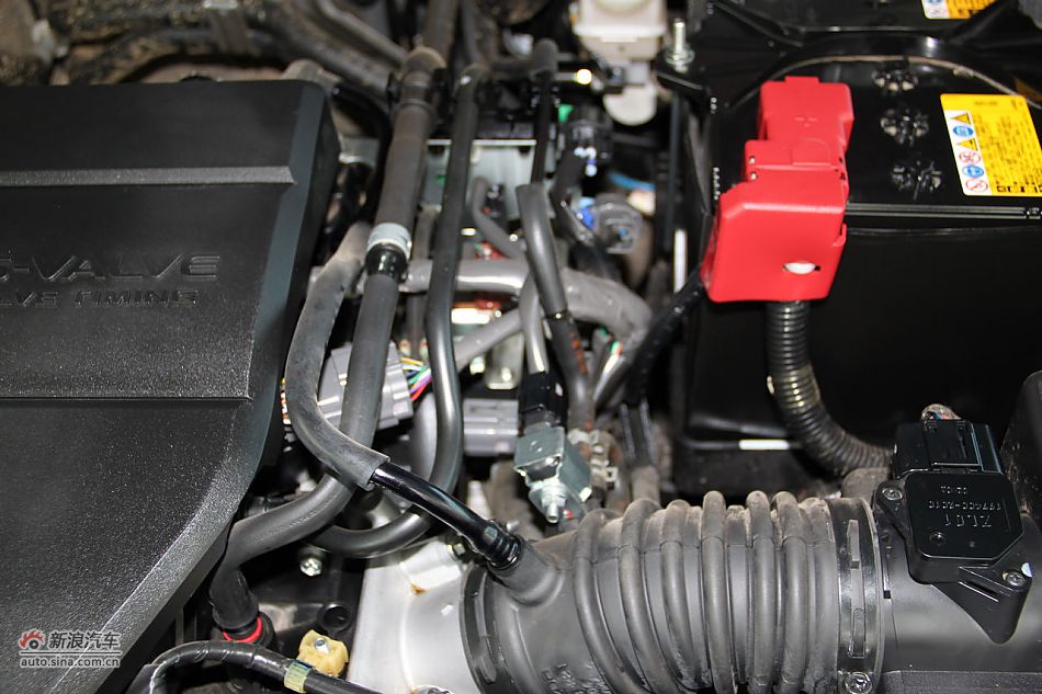 发动机、底盘悬挂及后备箱