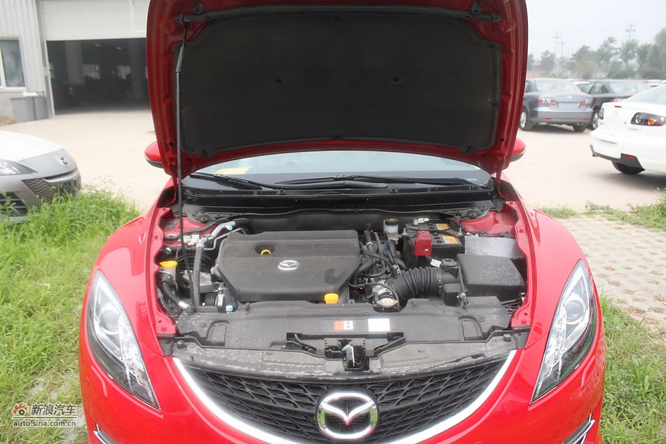 发动机、底盘悬挂及后备箱