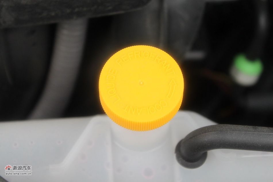 发动机、底盘悬挂及后备箱