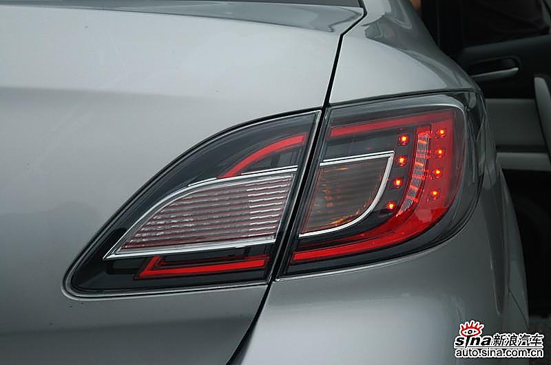 新马自达6设计细节