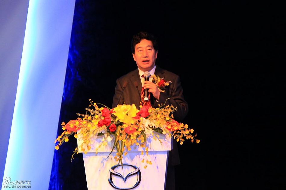 一汽轿车公司副总经理王法长致辞
