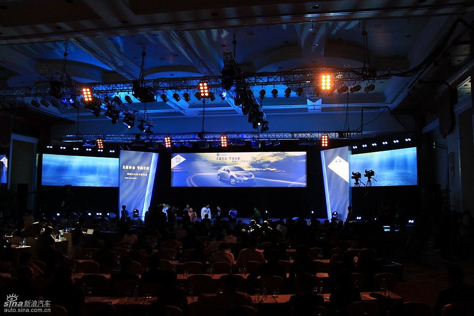 睿翼2.0上市仪式现场