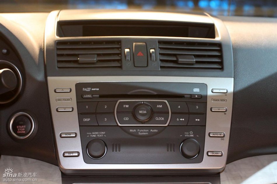 Mazda6睿翼内饰实拍图