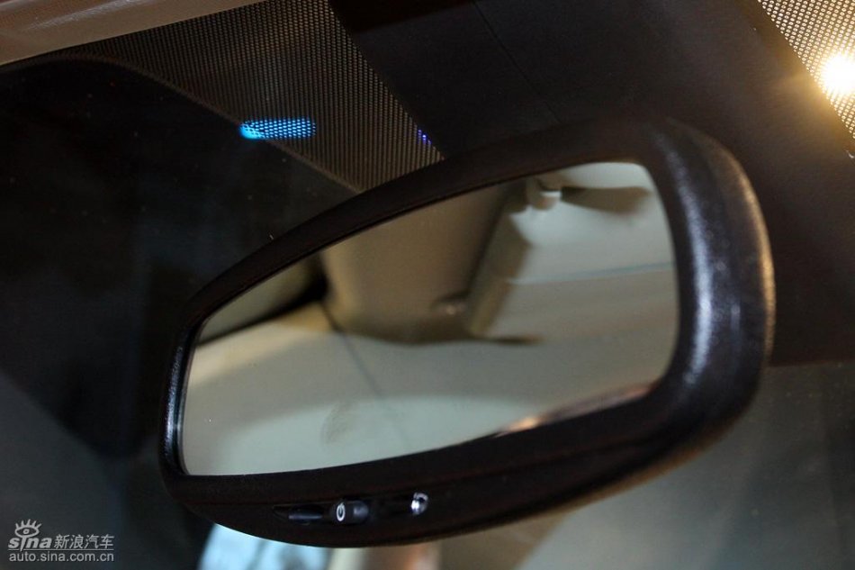 Mazda6睿翼内饰实拍图