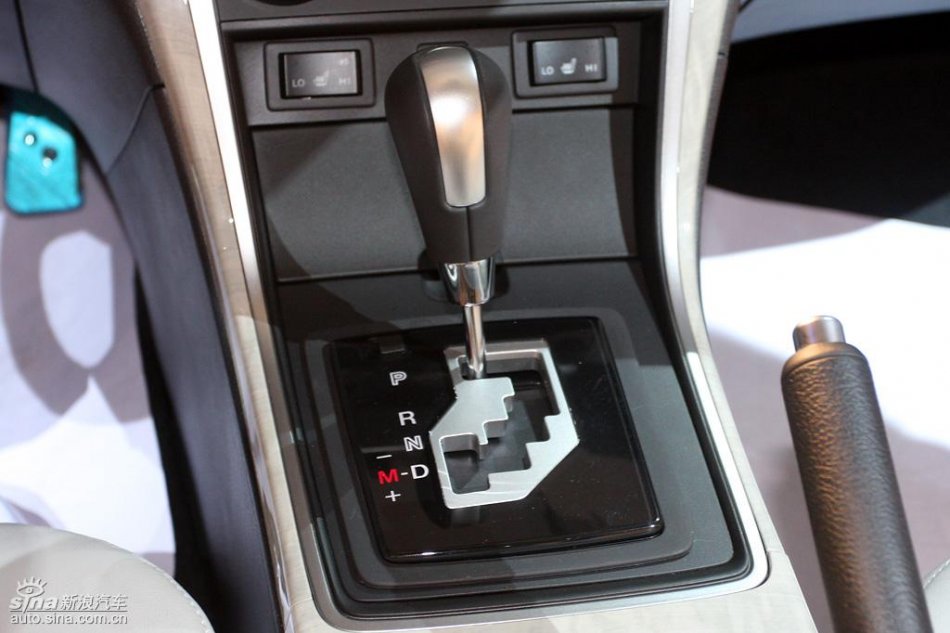 Mazda6睿翼内饰实拍图