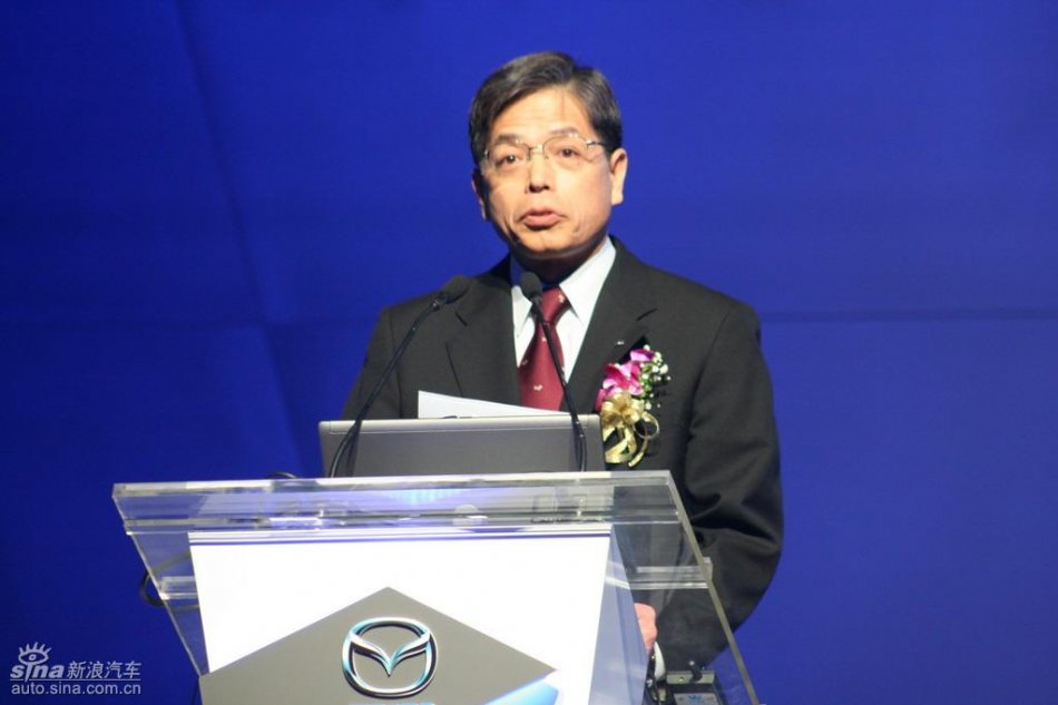 Mazda6睿翼上市现场表演